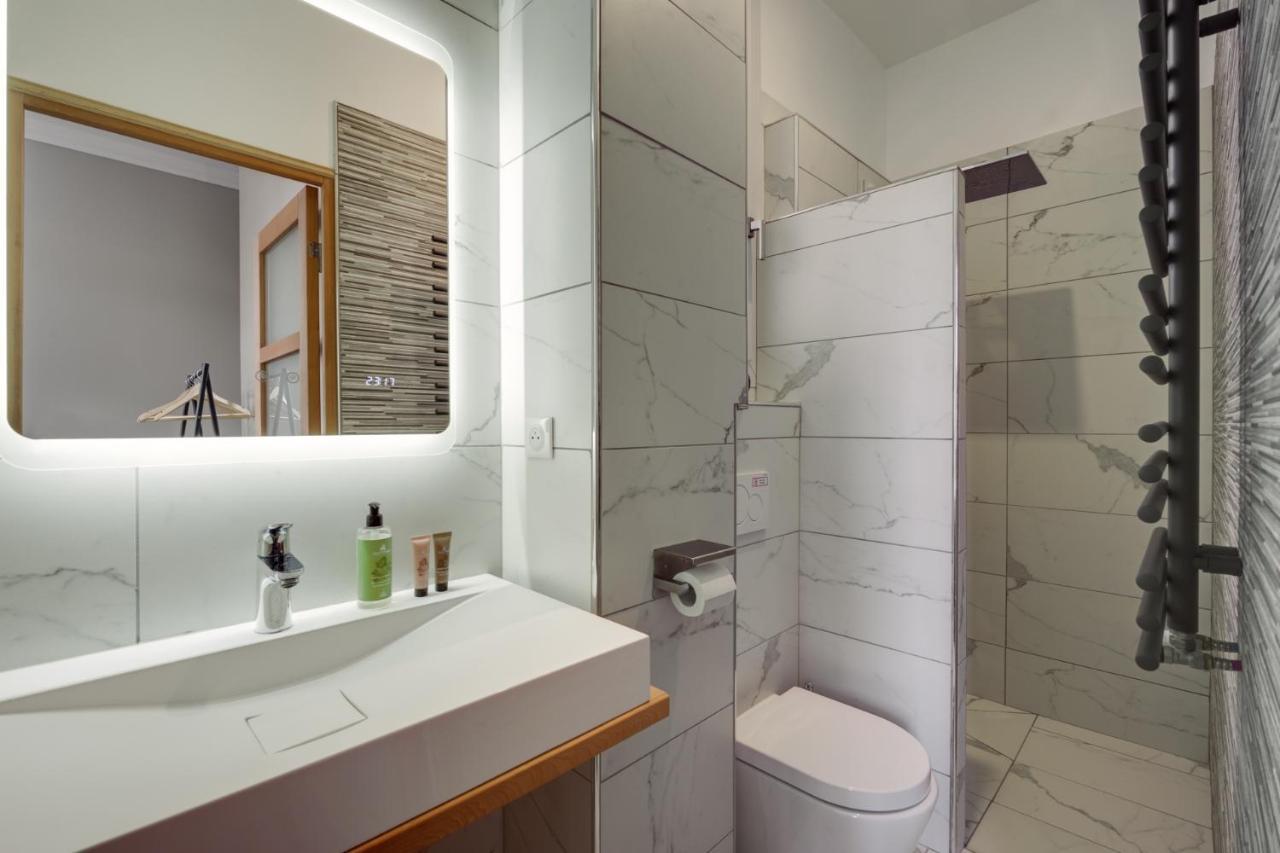 تولوز Hotel Une Chambre En Ville المظهر الخارجي الصورة